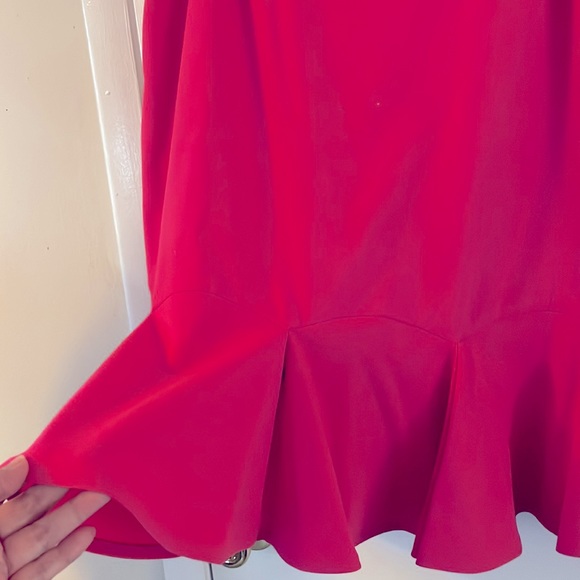 Nine West Hot Pink Peplum Hem Skirt Size 10 NWOT - Picture 2 of 6